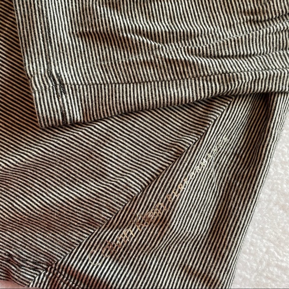 Calvin Klein Long Sleeve - Picture 2 of 5